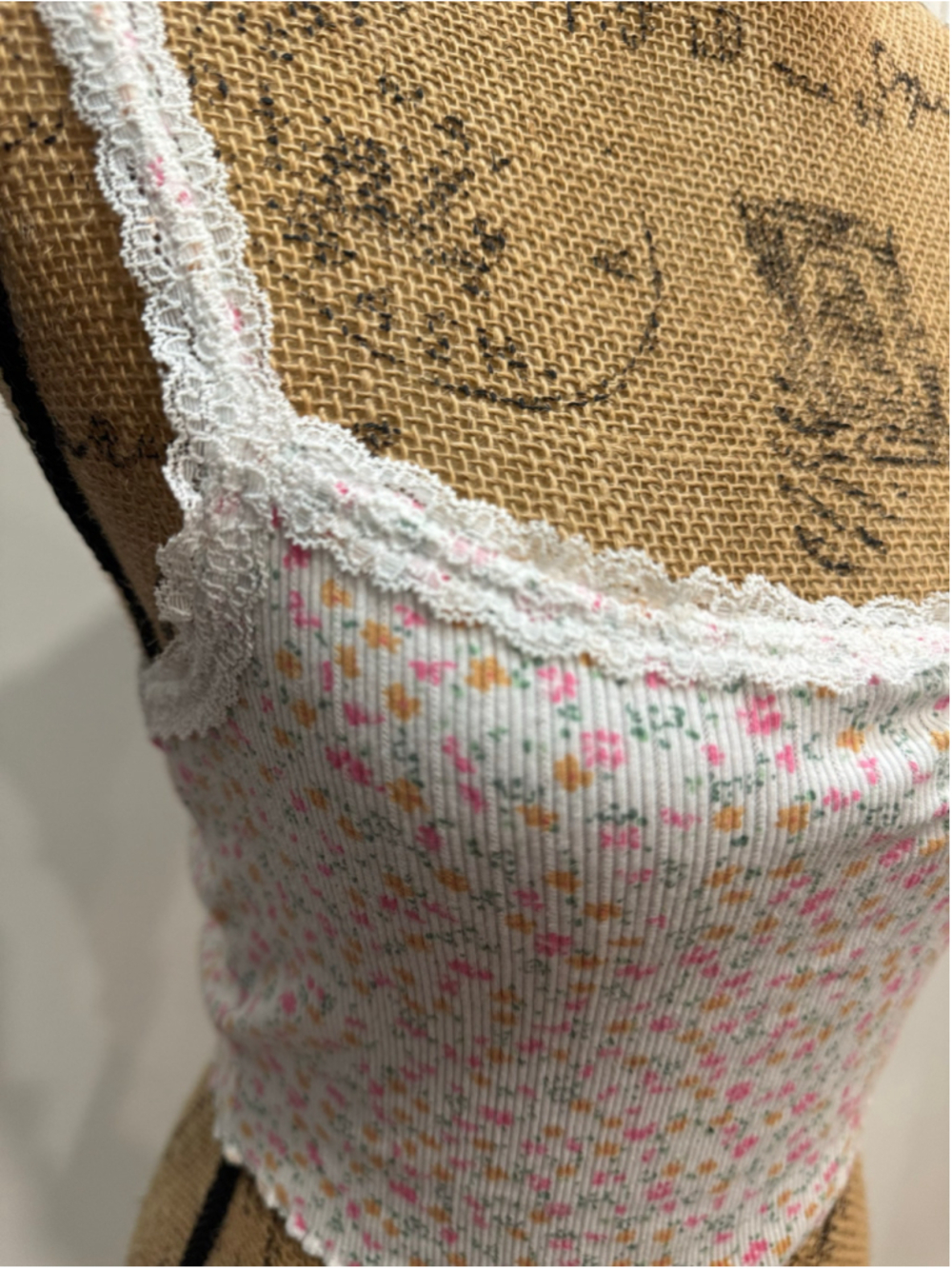 Garage Floral Ditsy Ribbed Cami Tank Top Lace Trim Lettuce Hem S Coquette - Picture 2 of 8